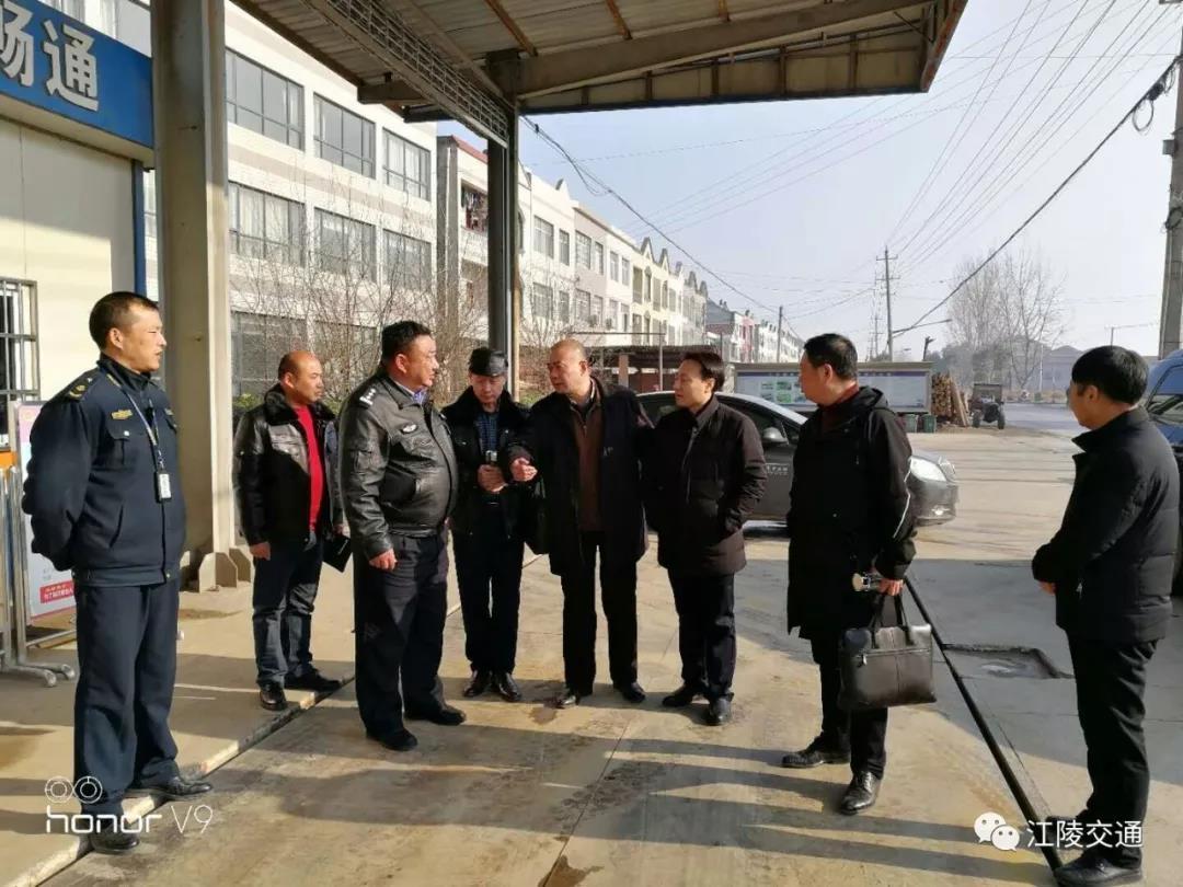 ���γ��쿼�����鿼�˽������γ�����